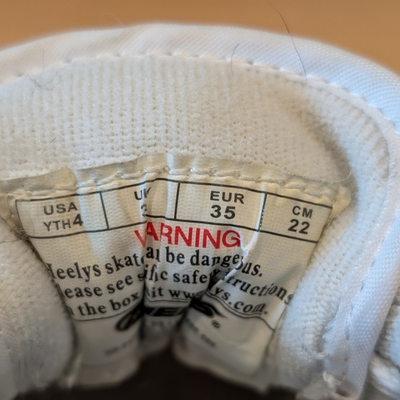 Heelys White Skate Shoes - Picture 4 of 8